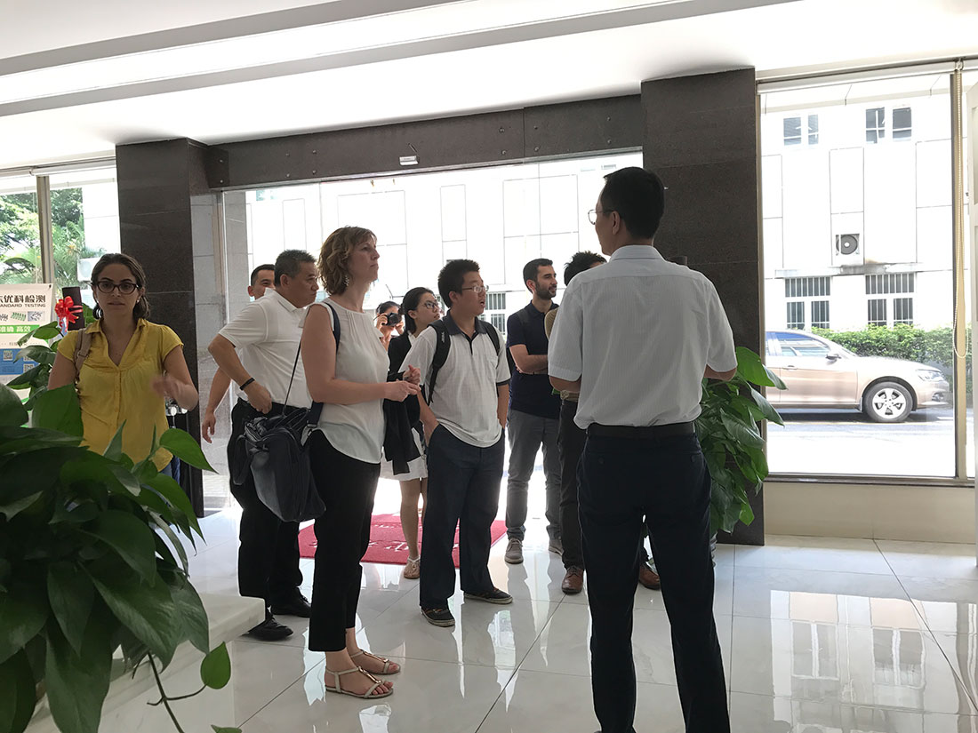 意大利費拉拉大學托馬斯教授調研團一行蒞臨常平科技園參觀調研