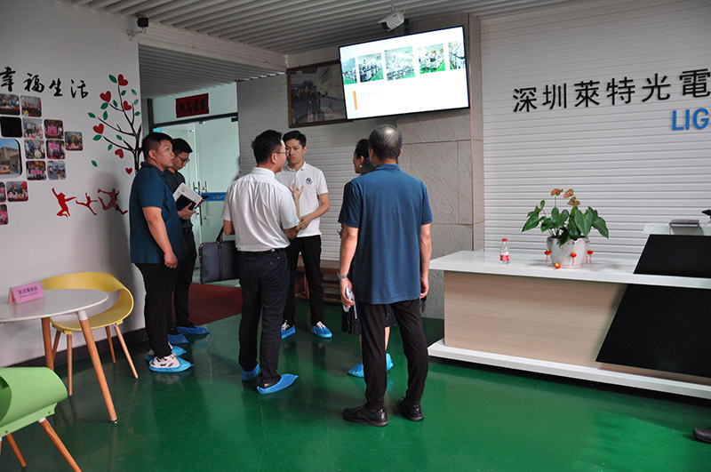 東莞市謝崗鎮委委員劉俊全一行蒞臨金美科技園參觀交流