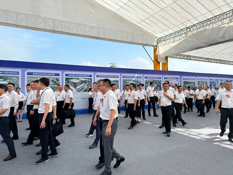 投資謝崗 收獲滿倉!東科集團首個投資謝崗重大產業項目“東莞先進技術產業創新中心”正式啟航 投資謝崗 收獲滿倉!東科集團首個投資謝崗重大產業項目“東莞先進技術產業創新中心”正式啟航